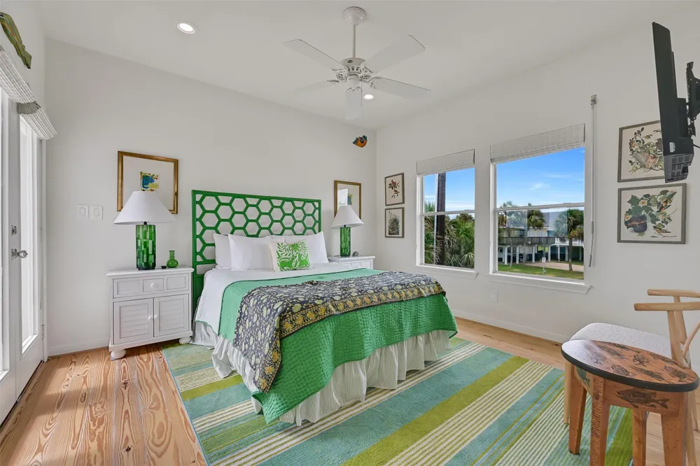 4203 Campeche Court Galveston, TX 77554