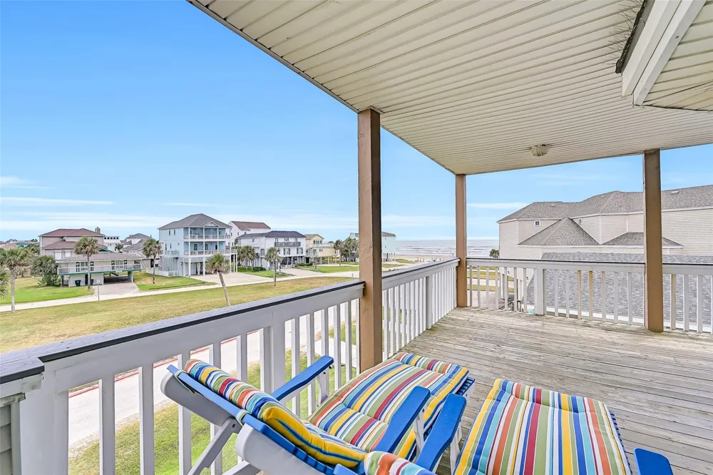 4203 Campeche Court Galveston, TX 77554