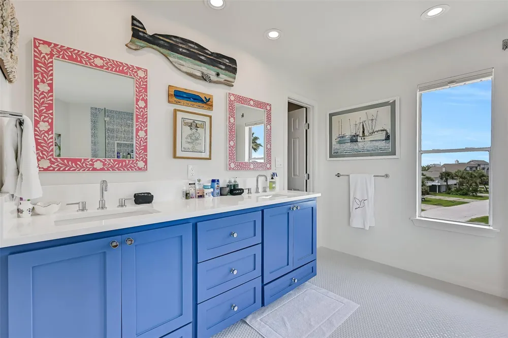 4203 Campeche Court Galveston, TX 77554