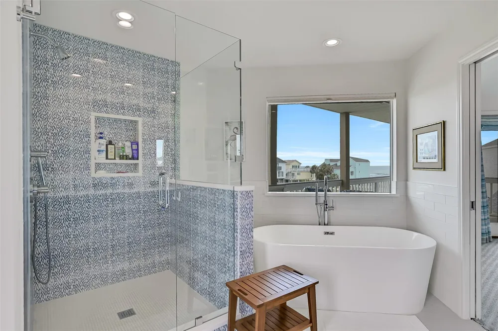 4203 Campeche Court Galveston, TX 77554