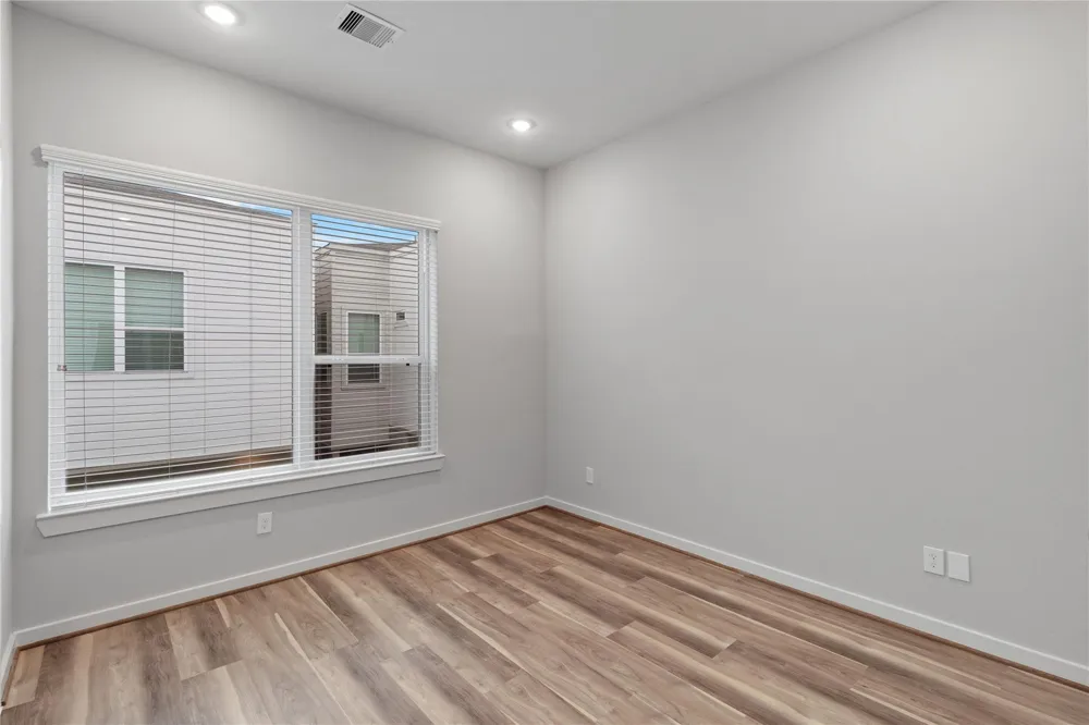608 Thornton Oaks Lane Houston, TX 77018