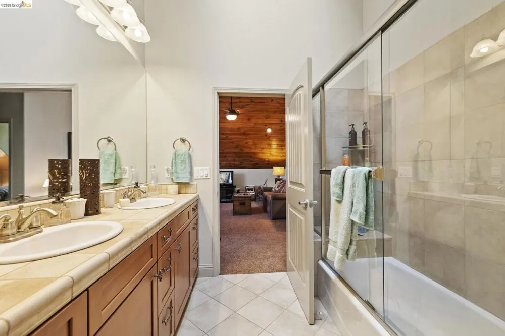 24822 Quartz Ave Mi Wuk Village, CA 95346