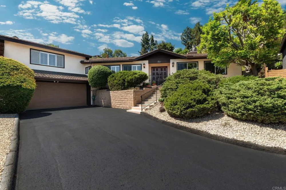 8764 Glenira Avenue La Mesa, CA 91941