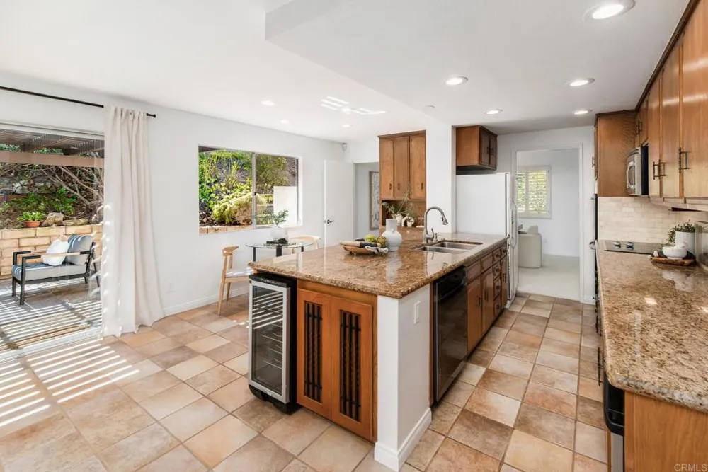 8764 Glenira Avenue La Mesa, CA 91941