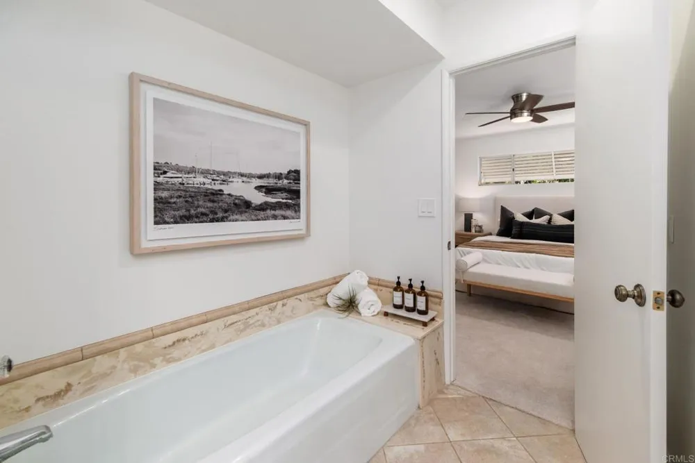 8764 Glenira Avenue La Mesa, CA 91941