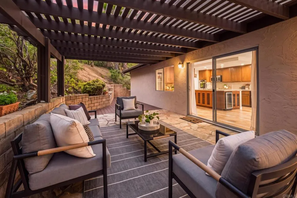 8764 Glenira Avenue La Mesa, CA 91941
