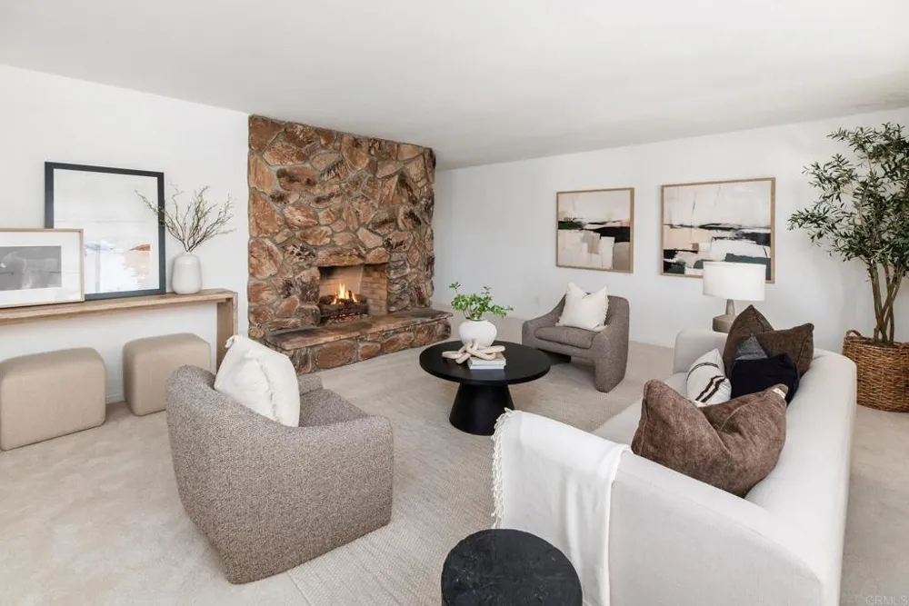 8764 Glenira Avenue La Mesa, CA 91941