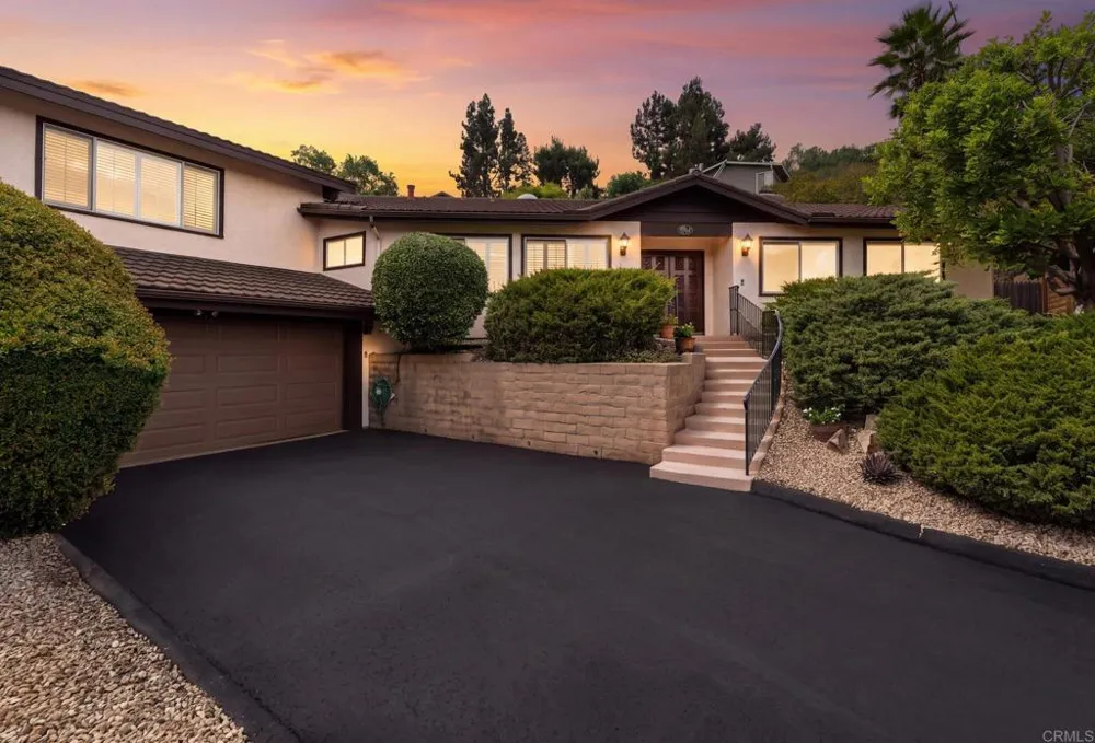 8764 Glenira Avenue La Mesa, CA 91941