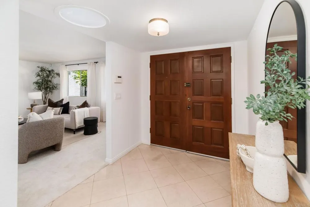 8764 Glenira Avenue La Mesa, CA 91941