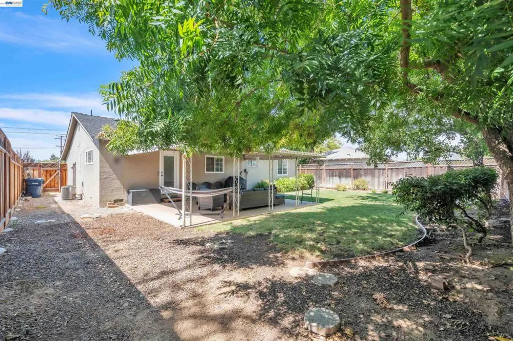 1400 Wagoner Dr Livermore, CA 94550