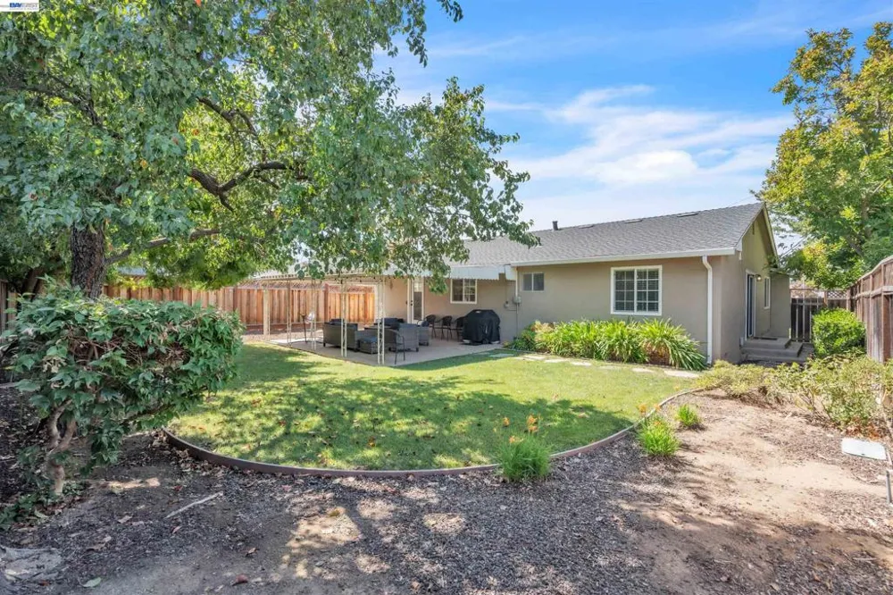 1400 Wagoner Dr Livermore, CA 94550
