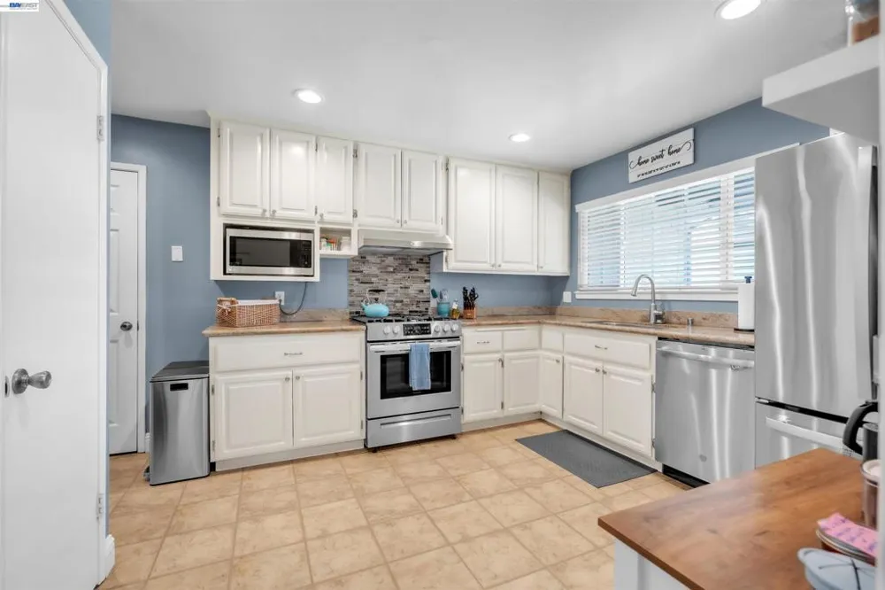 1400 Wagoner Dr Livermore, CA 94550