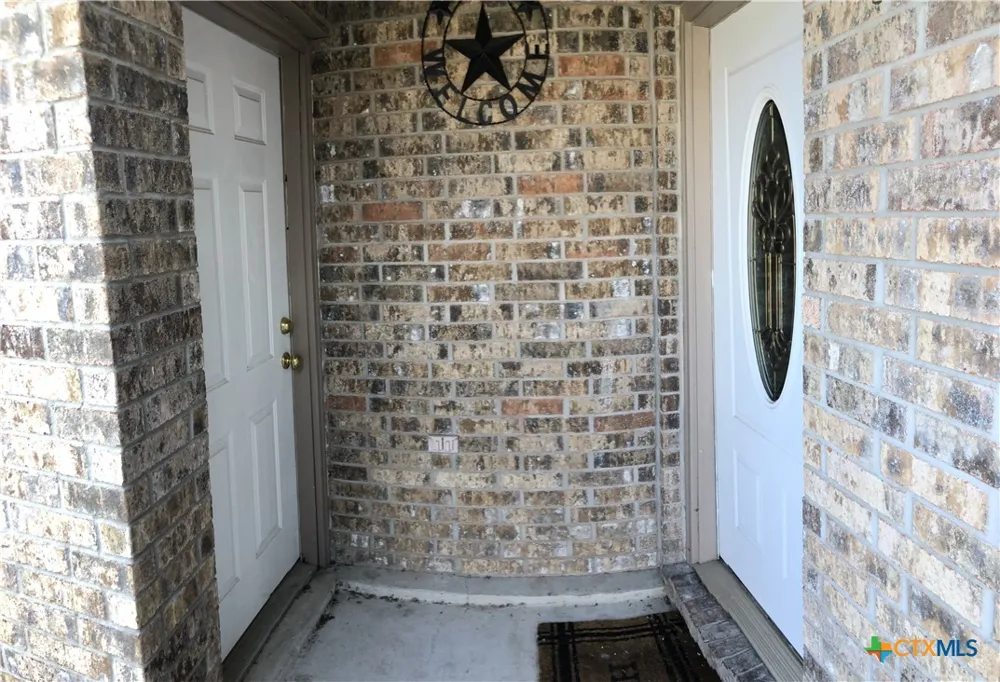 2722 Heynis New Braunfels, TX 78130
