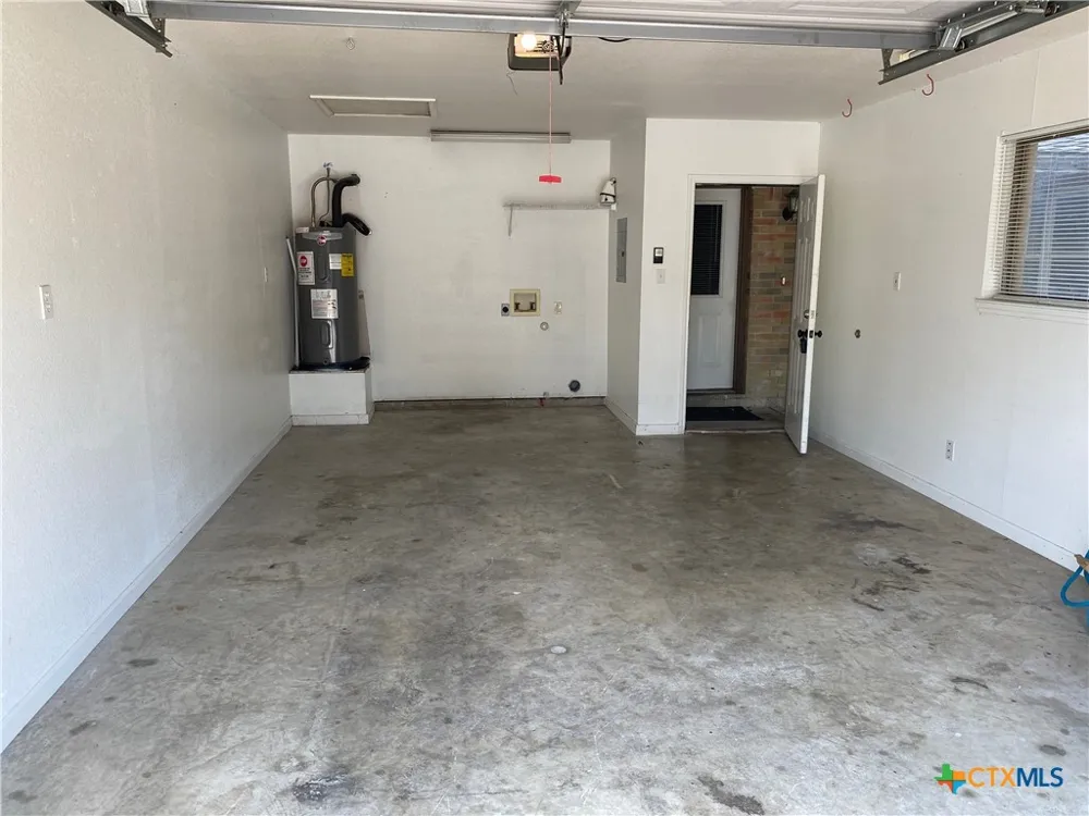 2722 Heynis New Braunfels, TX 78130