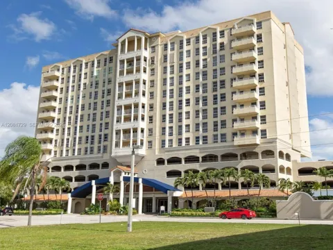 2351 Douglas Rd #1009