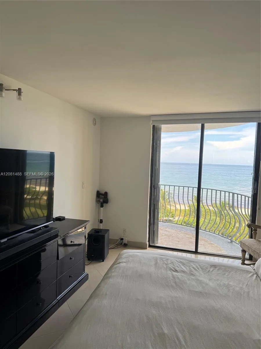 8877 Collins Ave #708 Surfside, FL 33154