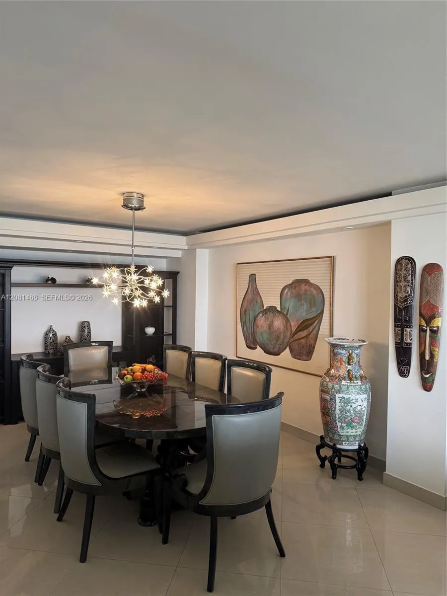8877 Collins Ave #708 Surfside, FL 33154