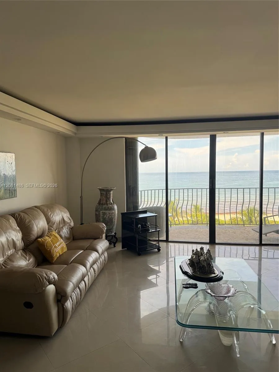 8877 Collins Ave #708 Surfside, FL 33154