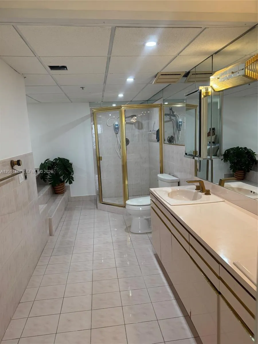 8877 Collins Ave #708 Surfside, FL 33154