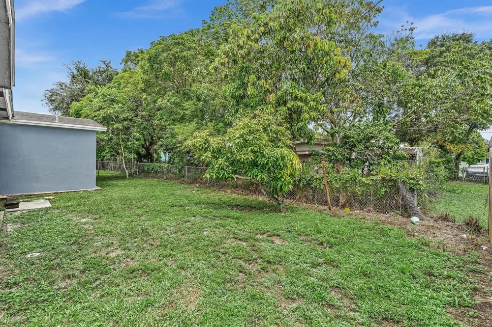 5260 SW 6TH PLACE Margate, FL 33068