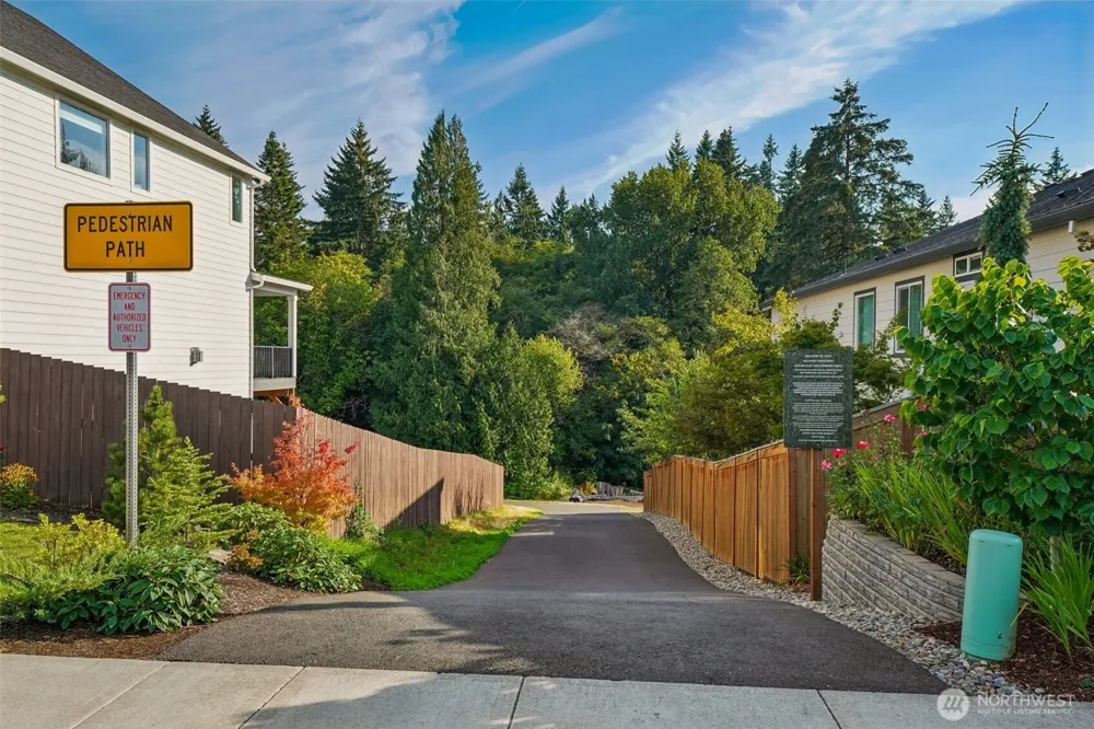 3016 S White Salmon Drive Ridgefield, WA 98642