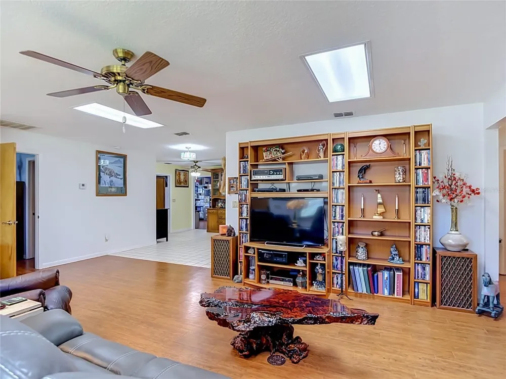 40312 SUNBURST DRIVE Dade City, FL 33525