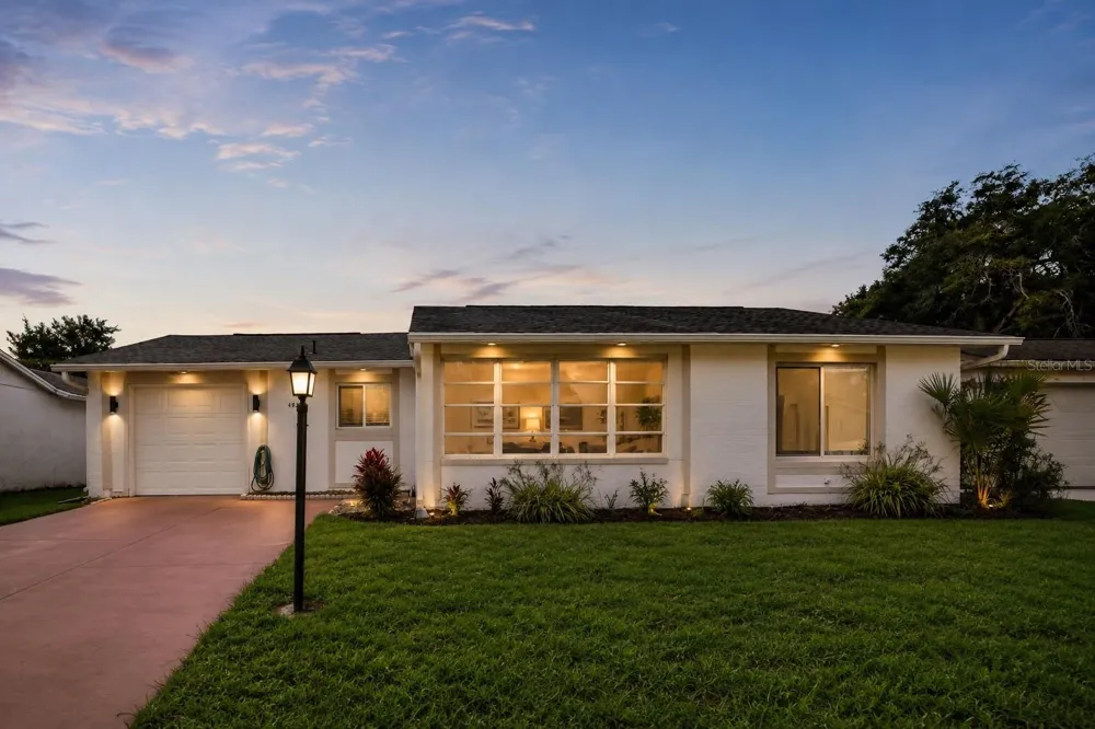 4826 LORETTA LANE Orlando, FL 32821