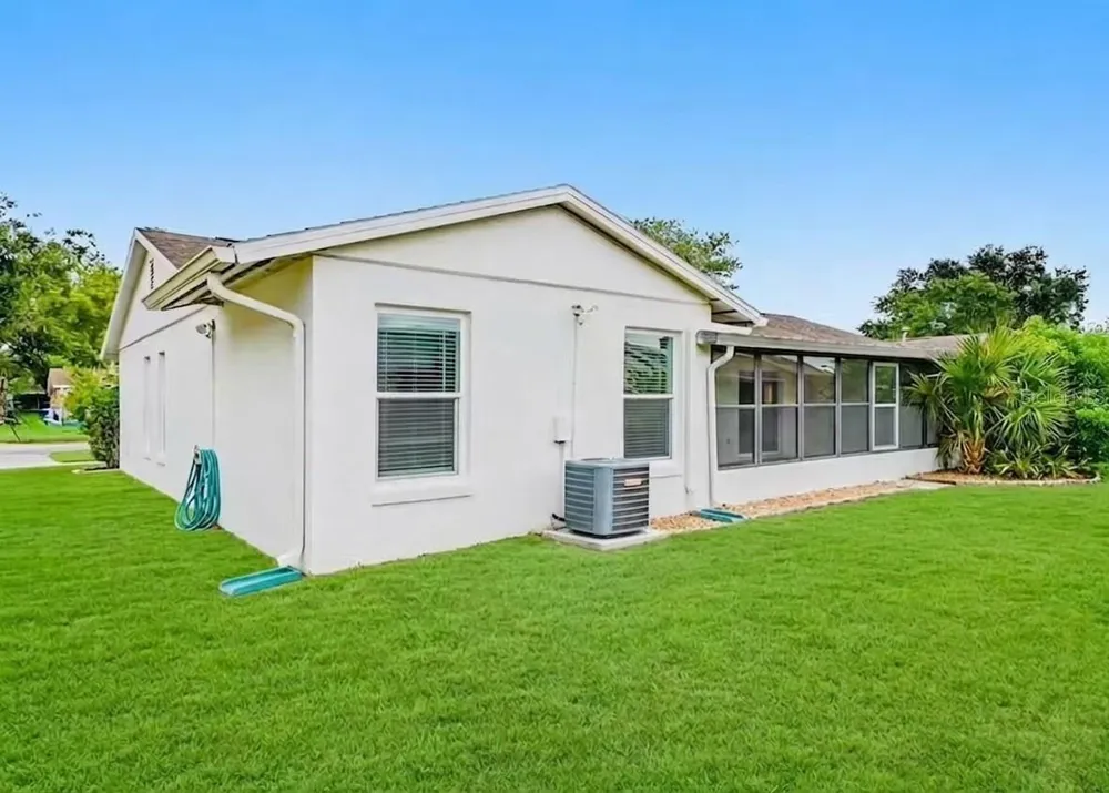 4826 LORETTA LANE Orlando, FL 32821