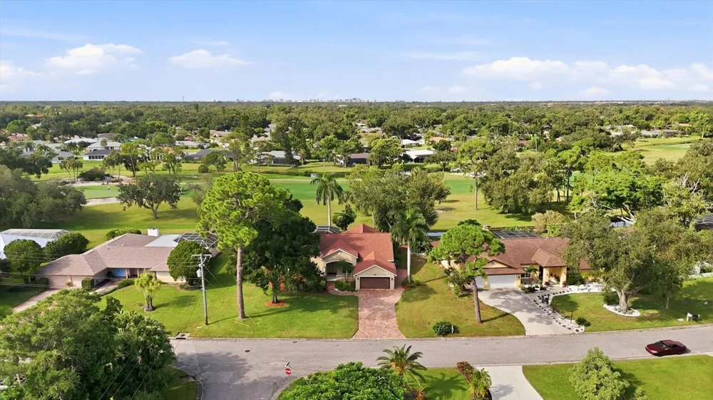 5210 INVERNESS DRIVE Sarasota, FL 34243