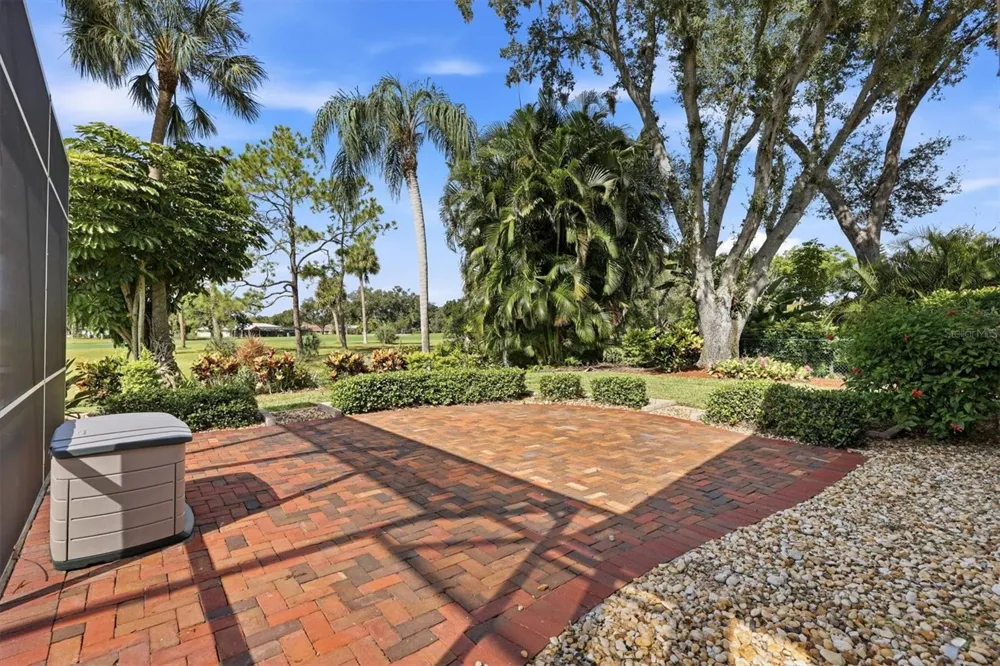 5210 INVERNESS DRIVE Sarasota, FL 34243