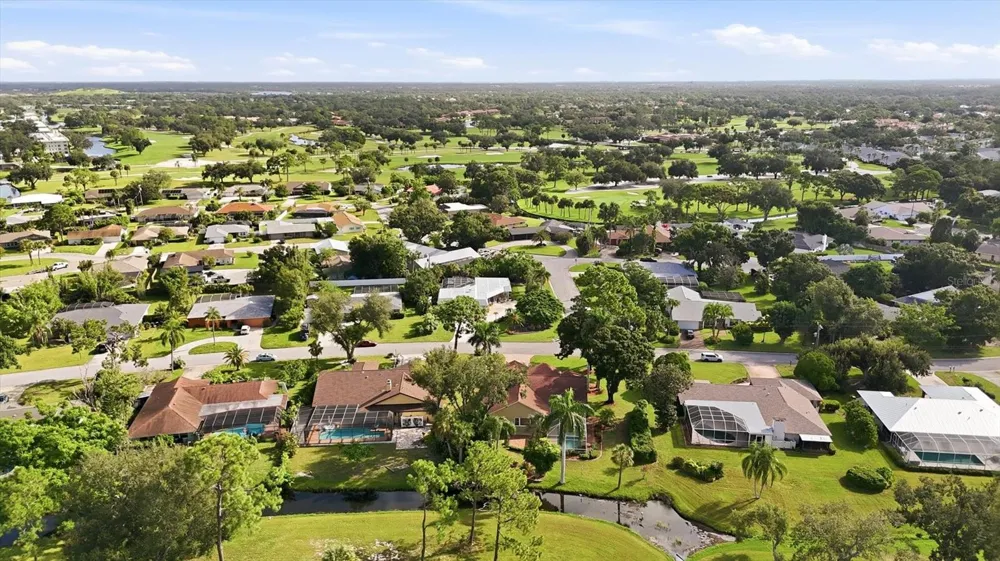 5210 INVERNESS DRIVE Sarasota, FL 34243