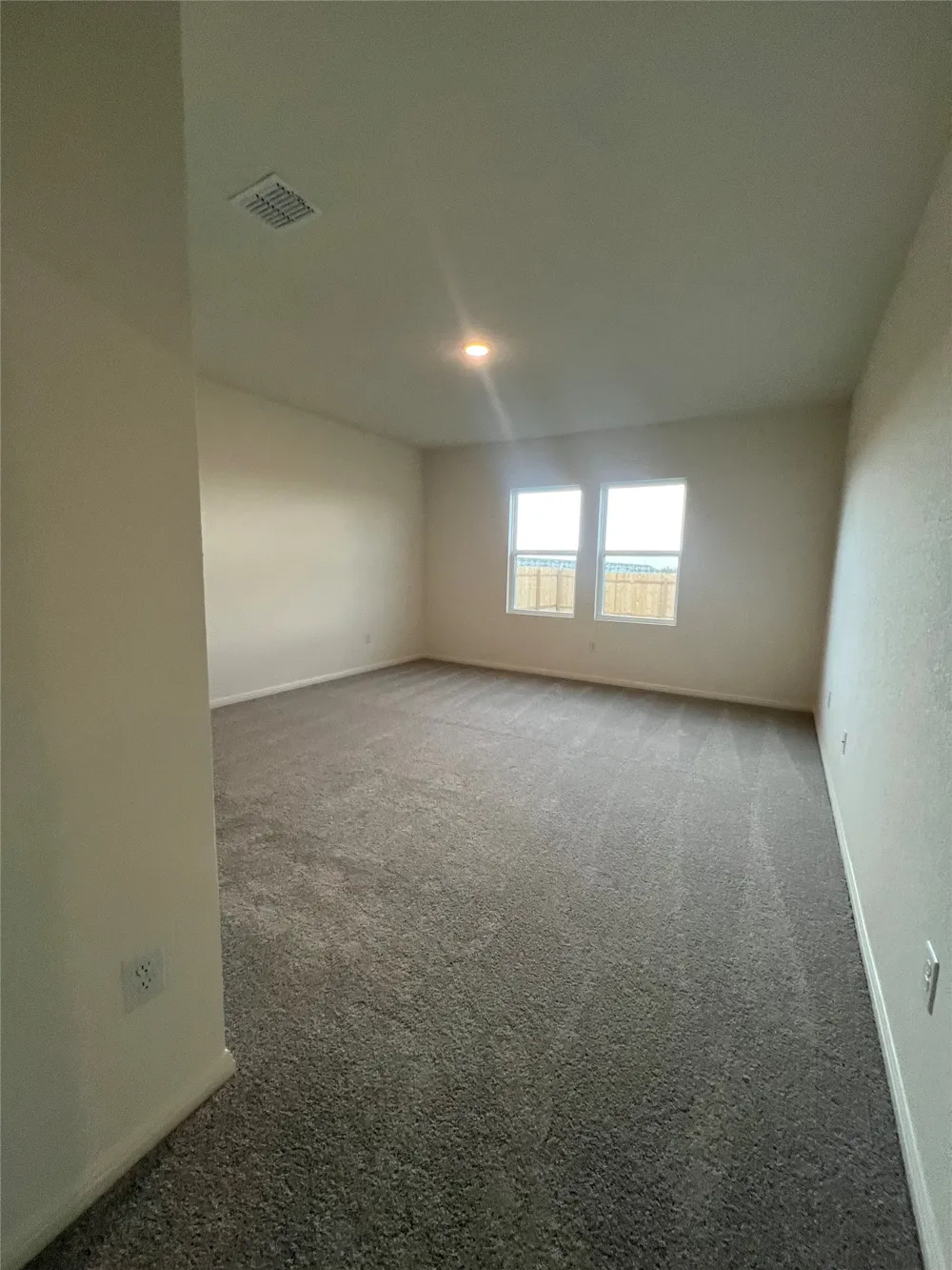 124 Rother Place Taylor, TX 76574