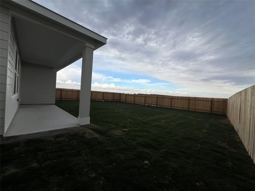 124 Rother Place Taylor, TX 76574