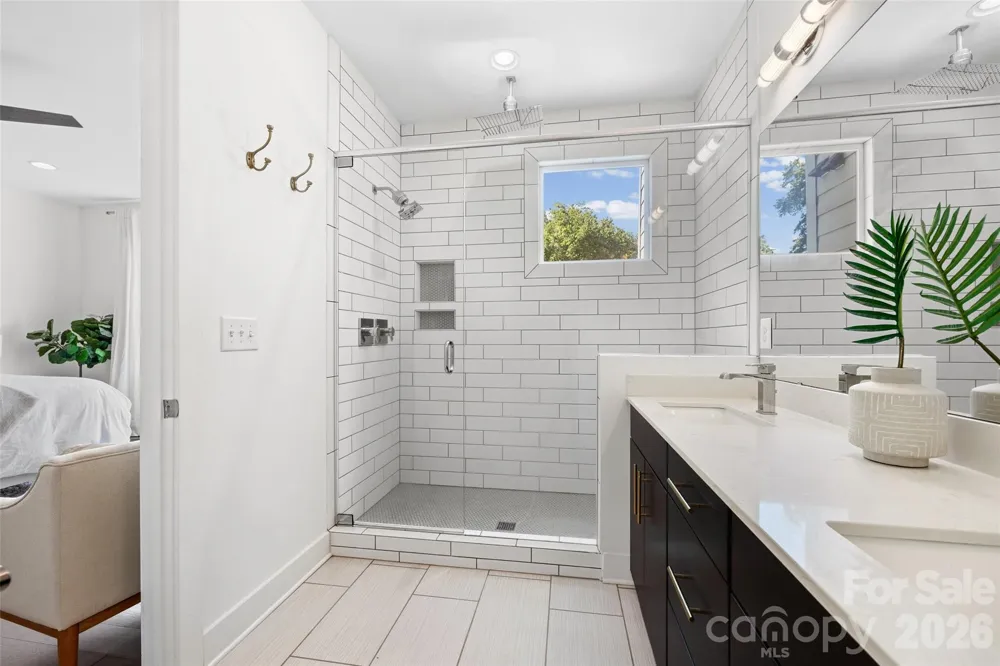1633 Duckworth Avenue Charlotte, NC 28208
