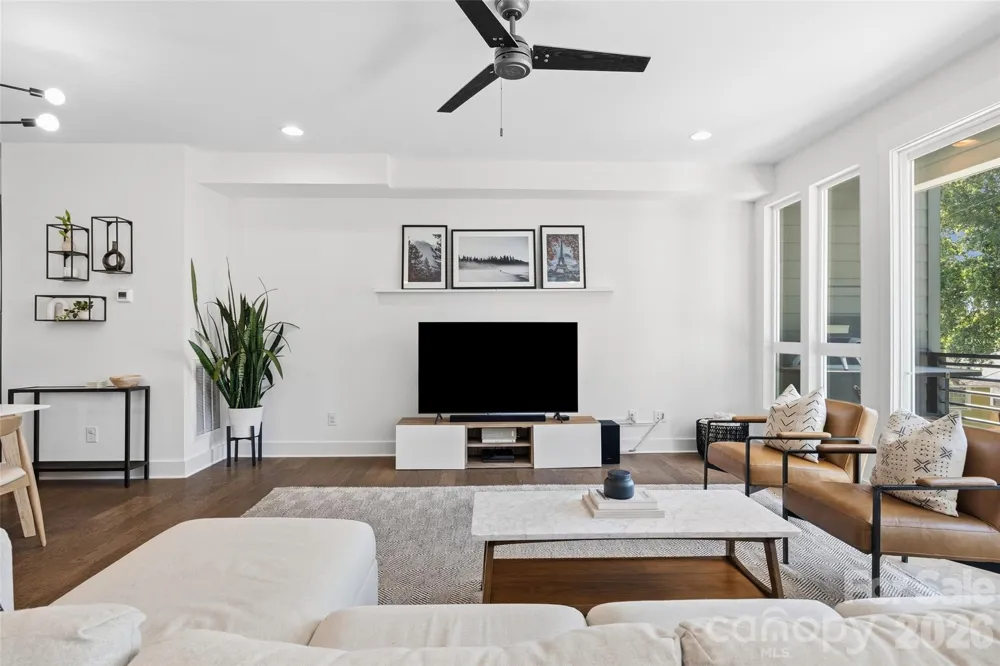 1633 Duckworth Avenue Charlotte, NC 28208