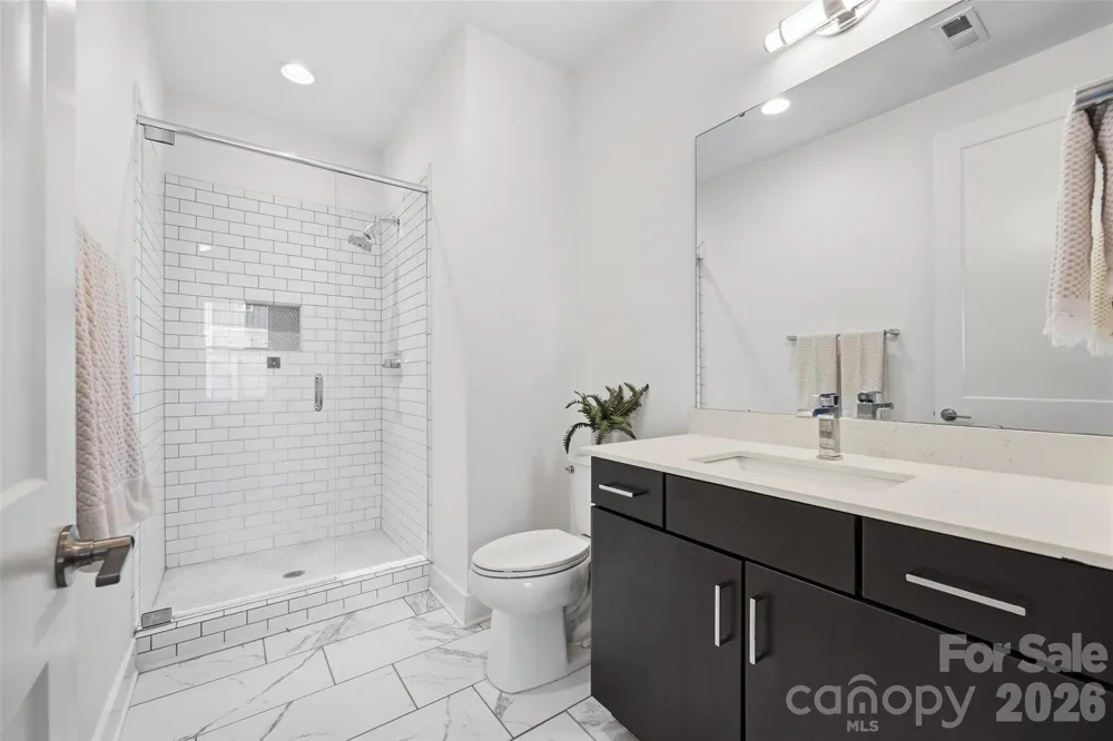 1633 Duckworth Avenue Charlotte, NC 28208