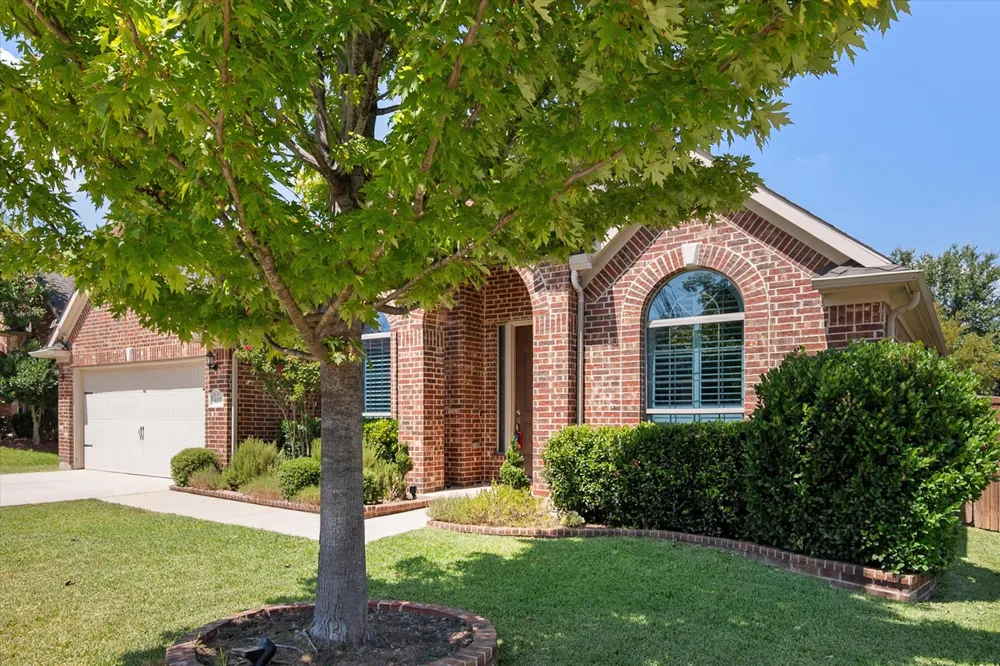 617 Newchester Drive Roanoke, TX 76262