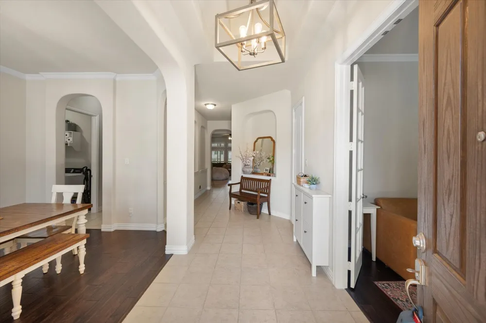617 Newchester Drive Roanoke, TX 76262