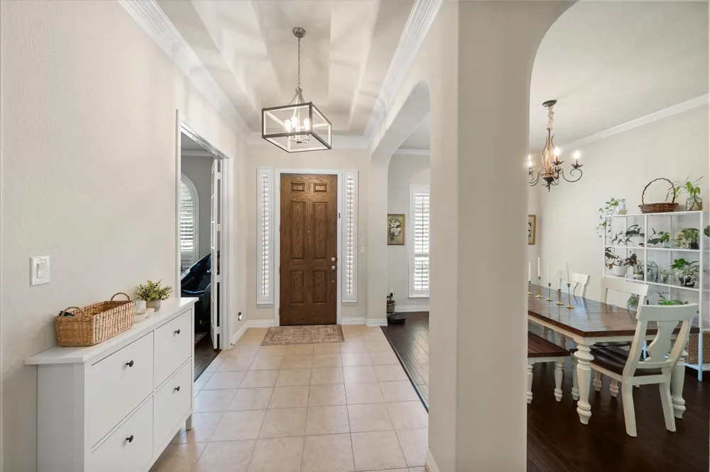617 Newchester Drive Roanoke, TX 76262