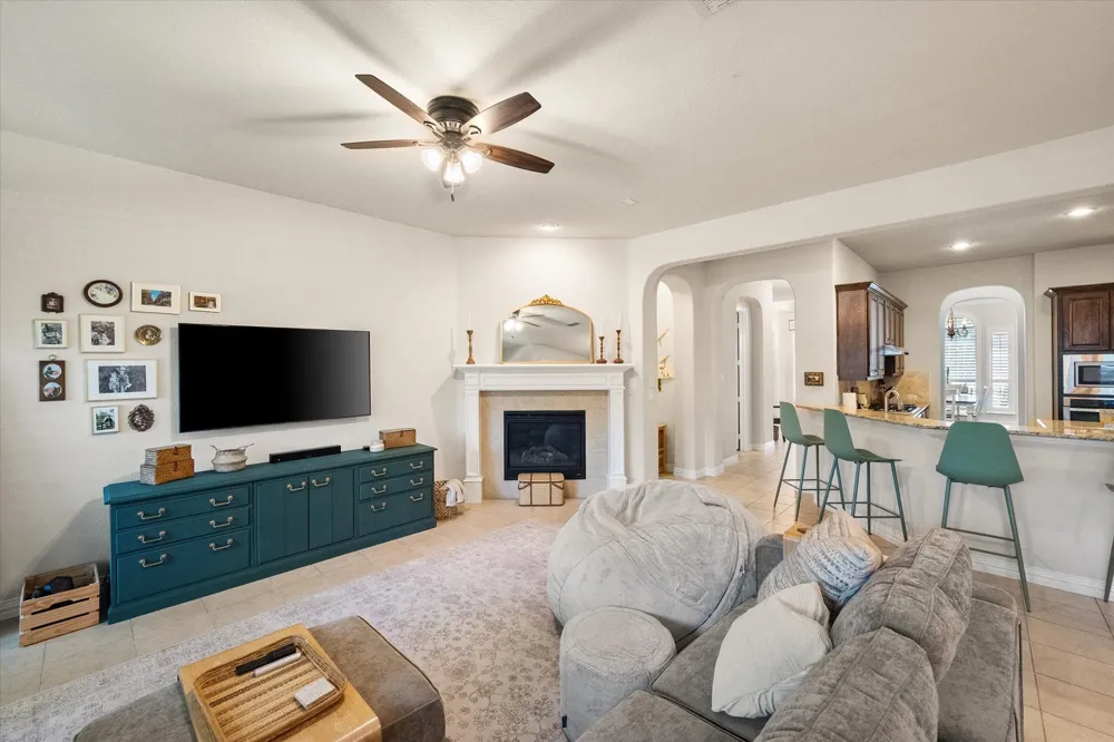 617 Newchester Drive Roanoke, TX 76262
