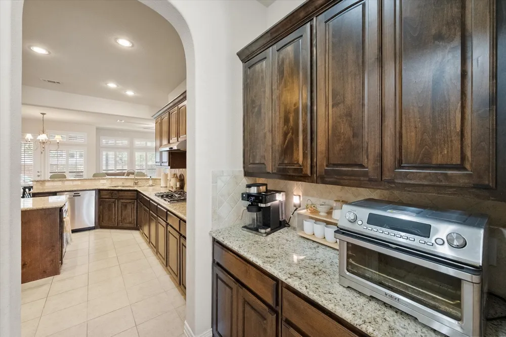 617 Newchester Drive Roanoke, TX 76262