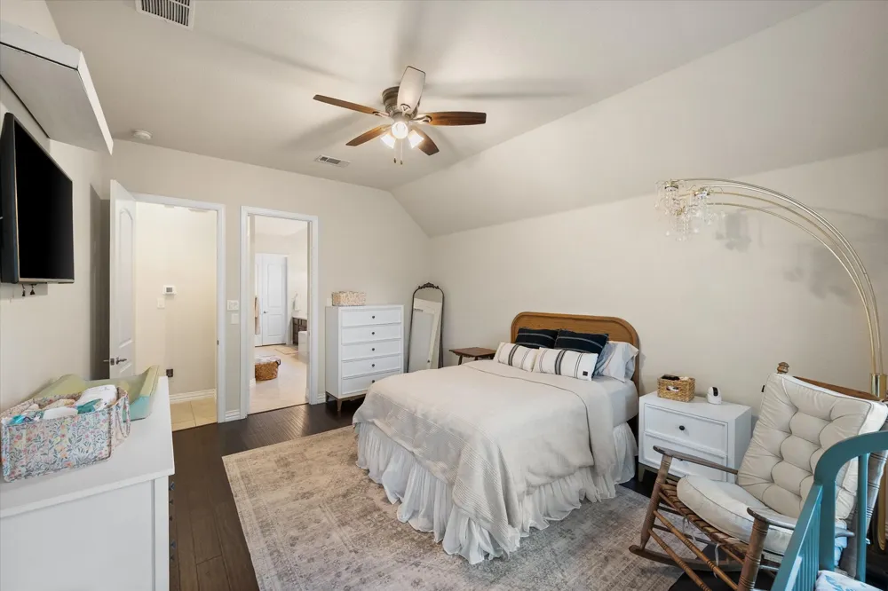 617 Newchester Drive Roanoke, TX 76262