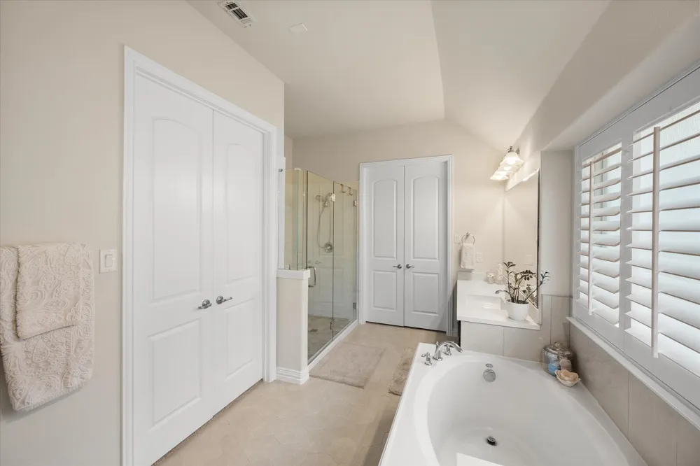 617 Newchester Drive Roanoke, TX 76262