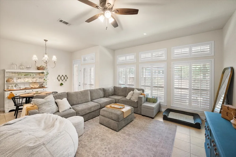 617 Newchester Drive Roanoke, TX 76262