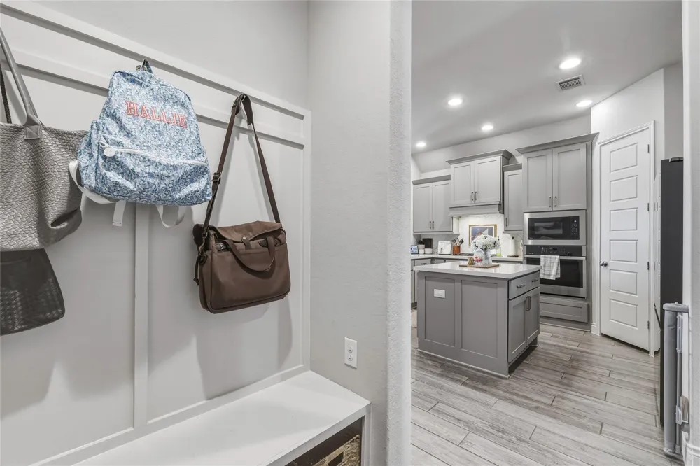 3205 High Meadow Street Seguin, TX 78155