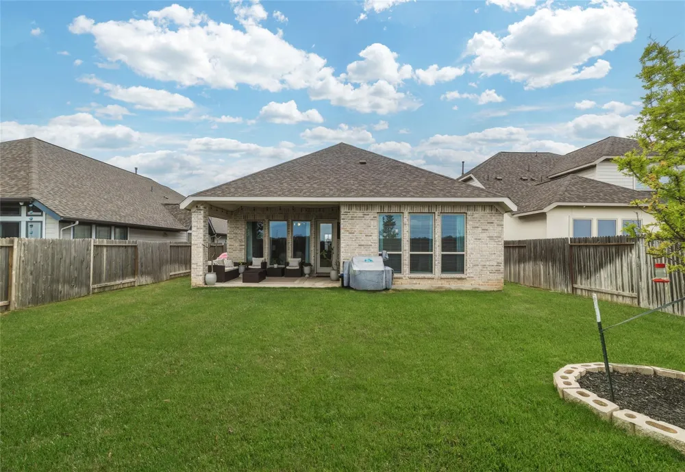 3205 High Meadow Street Seguin, TX 78155