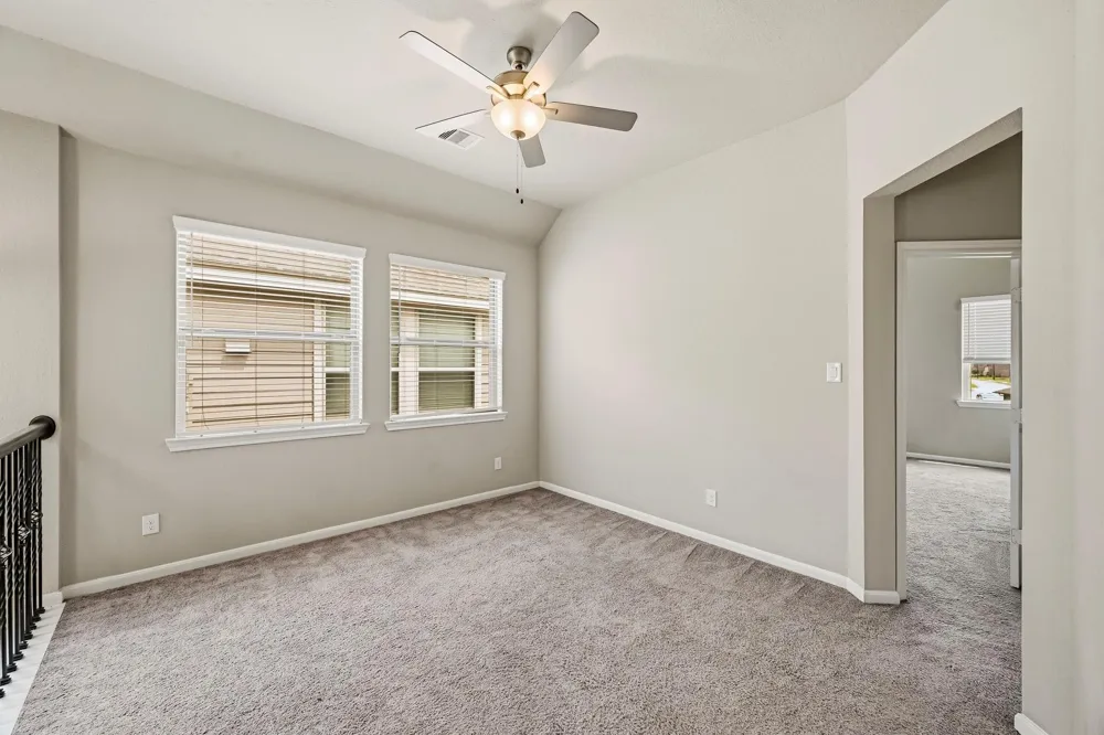8718 Laurel Crest Drive Missouri City, TX 77459