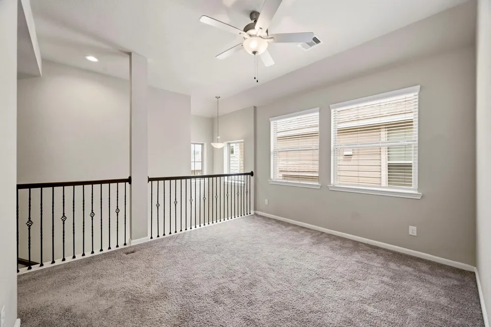 8718 Laurel Crest Drive Missouri City, TX 77459