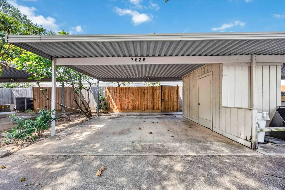 7828 Kendalia Drive Houston, TX 77036