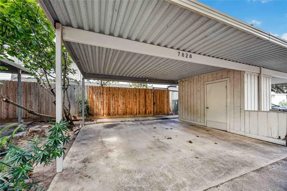 7828 Kendalia Drive Houston, TX 77036